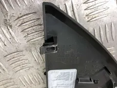 Накладка декоративная на торпедо Audi A8, 2007 г.