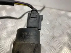 Насос (моторчик) омывателя стекла Audi A6, 2008 г.