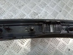 Накладка внутренняя на заднюю панель кузова Audi A4, 2002 г.