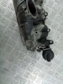 Коллектор впускной Audi A4, 2006 г.