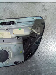 Обшивка двери задней левой (дверная карта) Volkswagen Passat, 2001 г.
