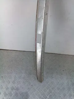 Накладка внутренняя на заднюю панель кузова Audi A6 allroad, 2002 г.