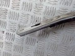 Петля капота левая Audi A6, 2009 г.
