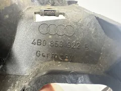 Кронштейн крепления крыла Audi A6, 1998 г.