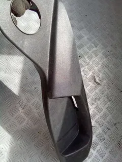 Пластик салазок сиденья Volkswagen Passat, 2011 г.