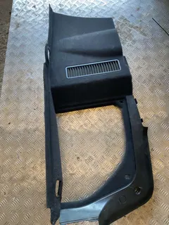 Обшивка багажника Audi A8, 2005 г.