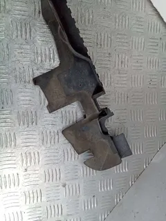 Дефлектор радиатора Audi A4, 2002 г.
