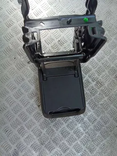 Подлокотник Audi A4, 2008 г.