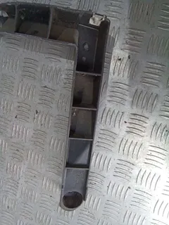 Кронштейн крепления бампера заднего Volkswagen Touareg, 2008 г.