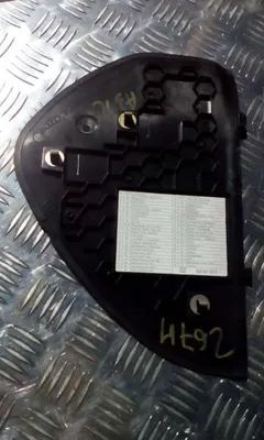 Накладка декоративная на торпедо Audi A3, 1999 г.