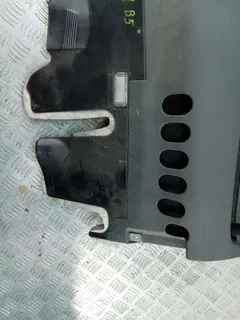 Накладка декоративная на торпедо Audi A4, 2000 г.