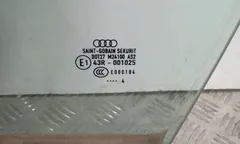 Стекло двери передней левой Audi A4, 2004 г.