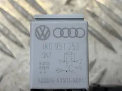Блок реле Volkswagen Sharan, 2012 г.