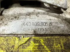 Лючок топливного бака Audi 100, 1990 г.