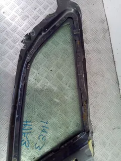 Стекло кузовное боковое правое Audi A6, 2005 г.