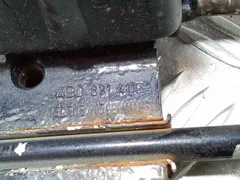 Петля двери передней левой Audi A6 allroad, 2004 г.