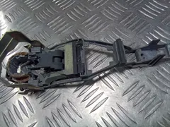 Скелет ручки наружной передней левой Volkswagen Passat, 2002 г.