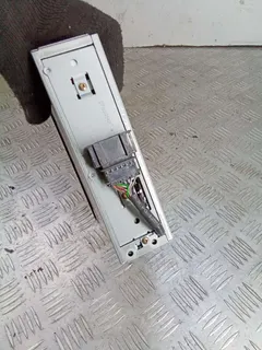 CD-чейнджер Audi A4, 2002 г.