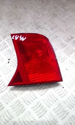Фонарь крышки багажника правый Audi A4, 2005 г.