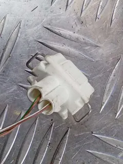 Разъем (фишка) проводки Volkswagen Passat, 1998 г.