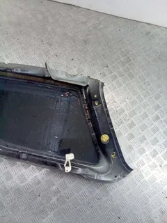 Стекло кузовное боковое правое Audi A4, 2002 г.