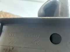 Крючок для одежды Audi A6, 2000 г.