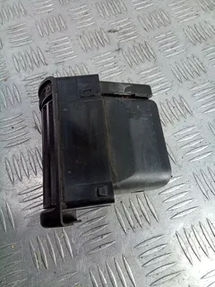 Дефлектор обдува салона Audi A4, 2000 г.
