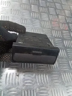 Бардачок Audi A4, 1999 г.