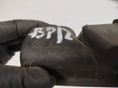 Ручка внутренняя передняя правая Audi 80, 1994 г.