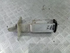 Кронштейн крепления бампера заднего Audi A4, 2000 г.