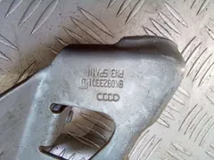Петля капота левая Audi A4, 2009 г.