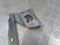 Петля капота правая Audi A4, 2009 г.