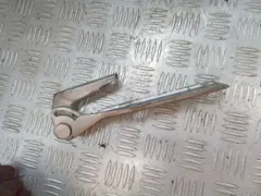 Петля капота правая Volkswagen Passat, 2001 г.