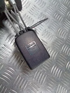Замок ремня безопасности Audi A6, 1995 г.