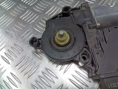 Моторчик стеклоподъемника передний левый Audi A4, 2004 г.