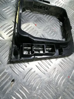 Рамка (накладка) рычага КПП Volkswagen Passat, 2010 г.