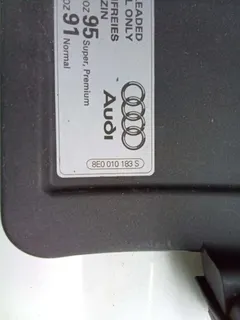 Лючок топливного бака Audi A4, 2010 г.