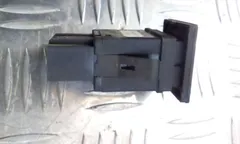 Кнопка подогрева заднего стекла Volkswagen Transporter, 2008 г.