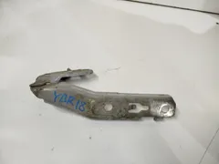 Петля капота Audi A8, 2006 г.