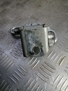 Петля двери задней правой Volkswagen Passat, 2007 г.