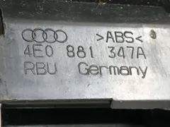 Пластик салазок сиденья Audi A8, 2007 г.