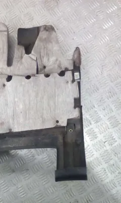 Накладка декоративная на торпедо Audi A4, 1997 г.