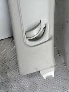 Обшивка стойки центральной левой Audi Q7, 2007 г.