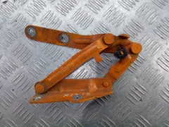 Петля капота правая Volkswagen Transporter, 2005 г.
