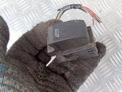 Кнопка стеклоподъемника переднего правого Audi A3, 2000 г.