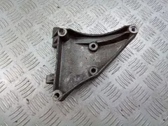 Кронштейн компрессора кондиционера Audi A6, 2002 г.