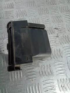 Дефлектор обдува салона Audi A4, 2000 г.