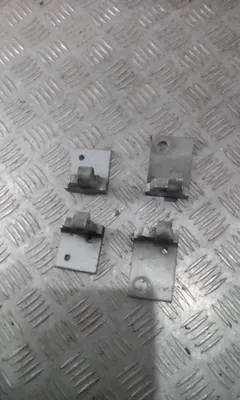 Петля двери Audi A4, 1996 г.