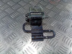 Петля двери задней правой Volkswagen Passat, 2004 г.