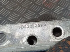 Петля капота левая Volkswagen Passat, 2004 г.